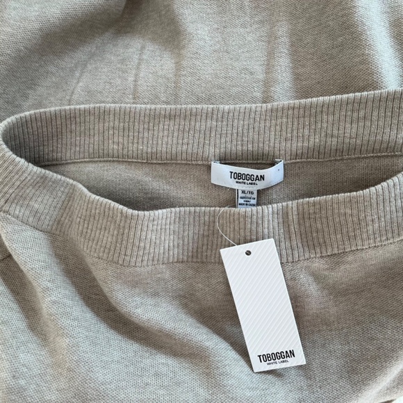 Toboggan Warm Knitted Suit Sweater Skirt Sequins Cable knit Ivory Beige Size XL - Picture 11 of 14